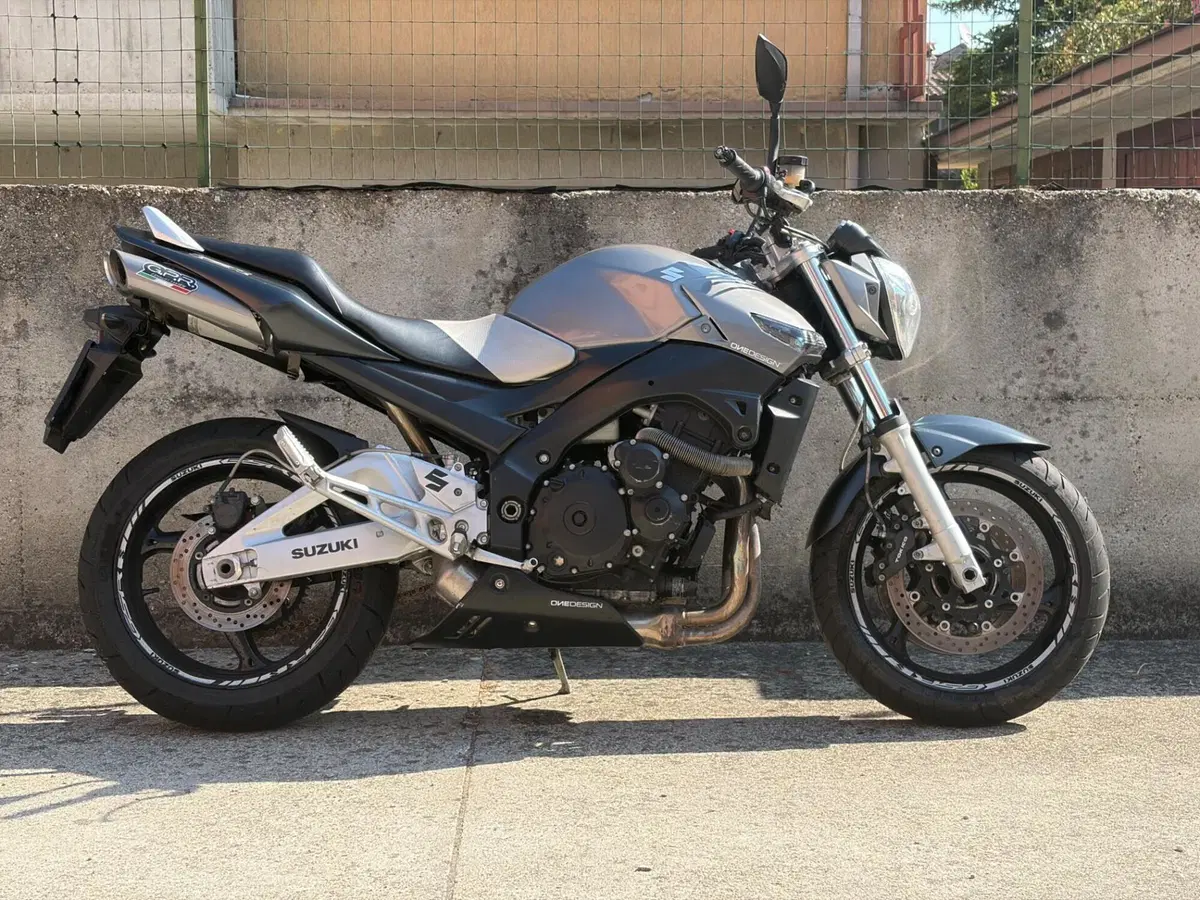 Suzuki GSR 600 (2006 - 11)