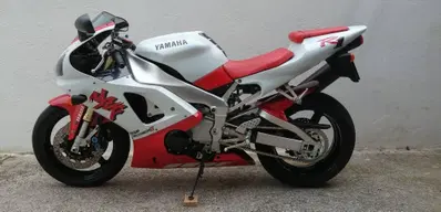 Yamaha YZF R1 (1998 - 99) usata
