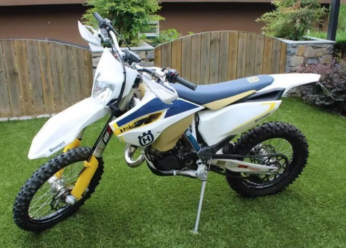 Husqvarna TE 125 (2015) (3)