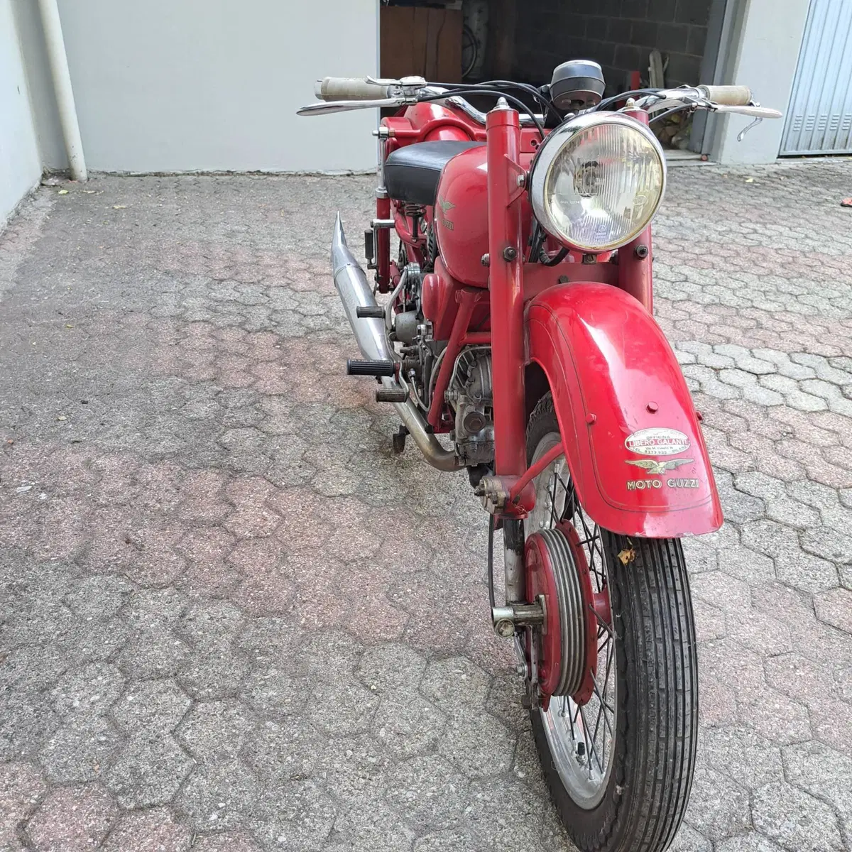 Moto Guzzi Astore (11)