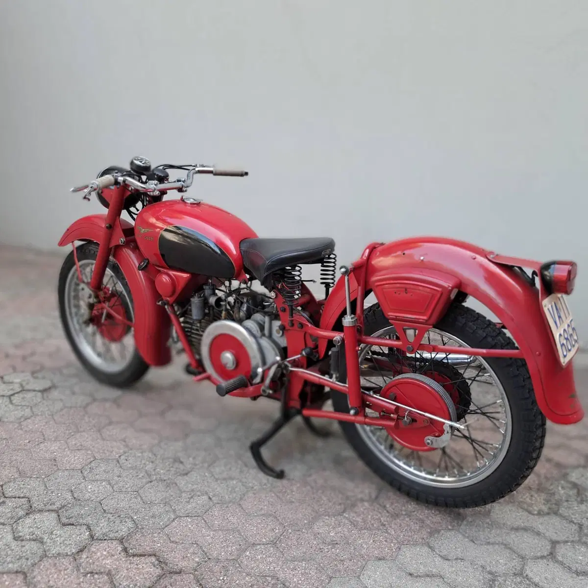 Moto Guzzi Astore (12)