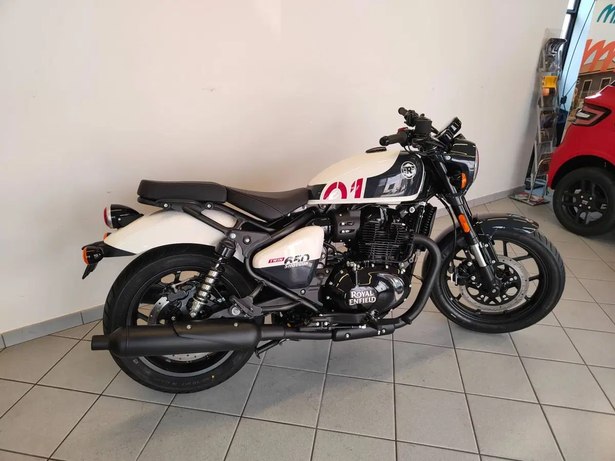 Royal Enfield Shotgun 650 (2024 - 26) (9)