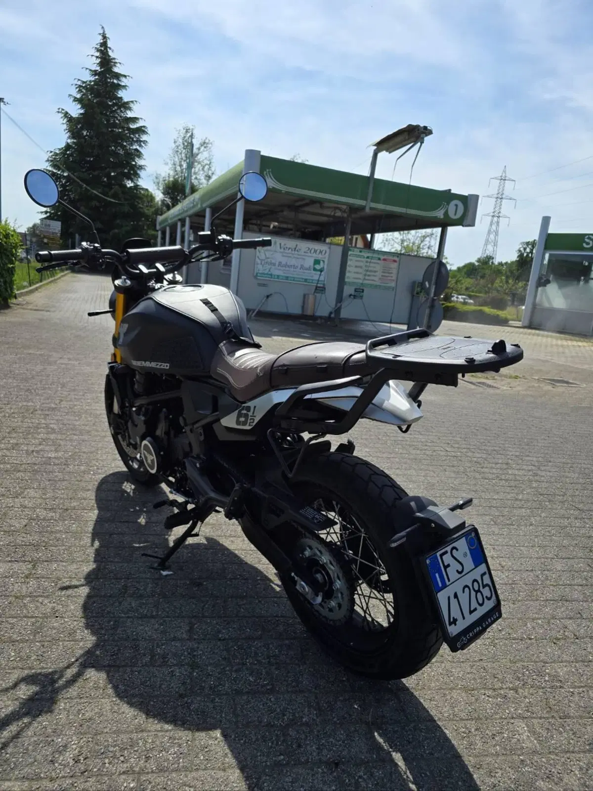 Moto Morini SEIEMMEZZO SCR (2022 - 26) (11)