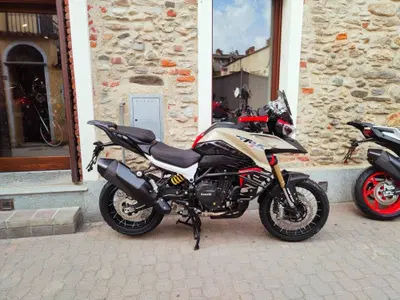 Benelli TRK 902 Xplorer (2026) nuova