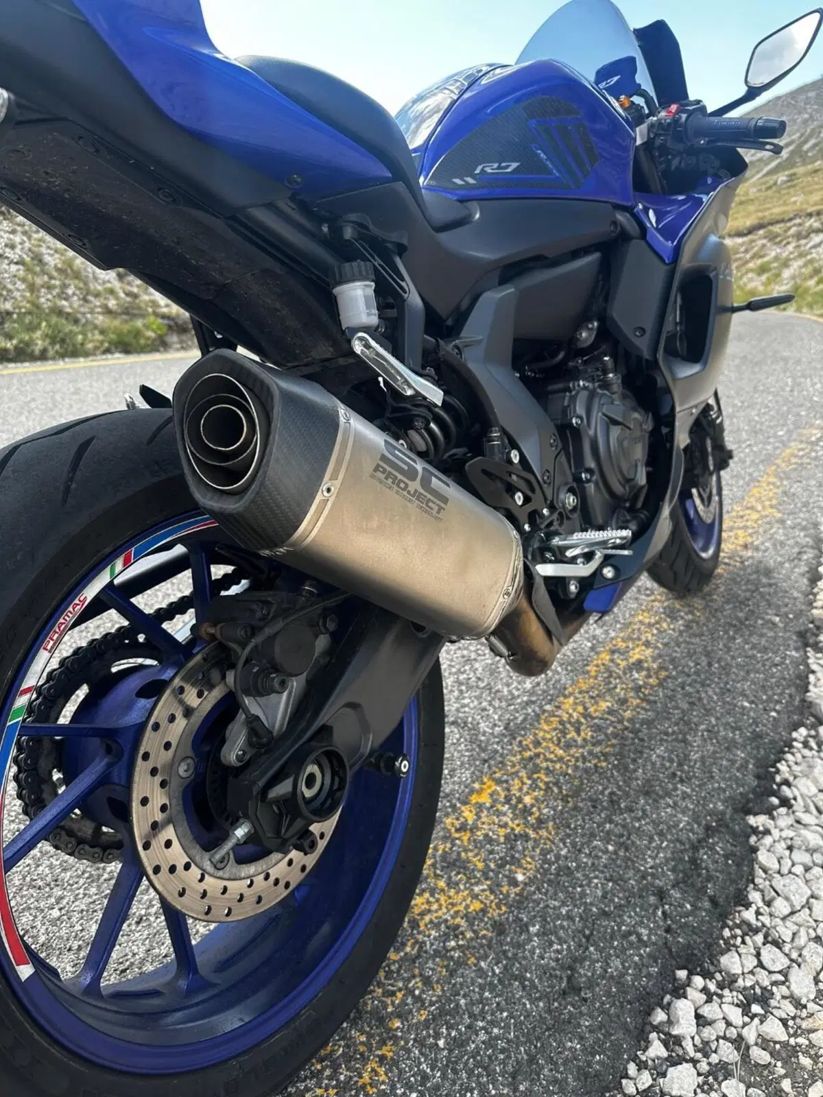 Yamaha YZF R7 (2021 - 25) (5)