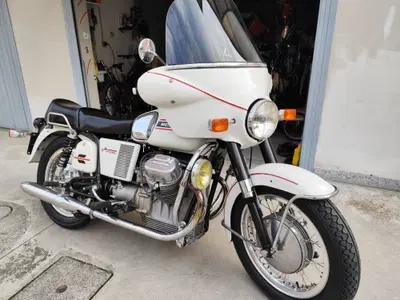 Moto Guzzi V7 Special 750 d'epoca