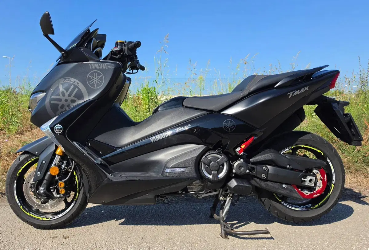 Yamaha T-Max 530 SX (2017 - 19) (2)
