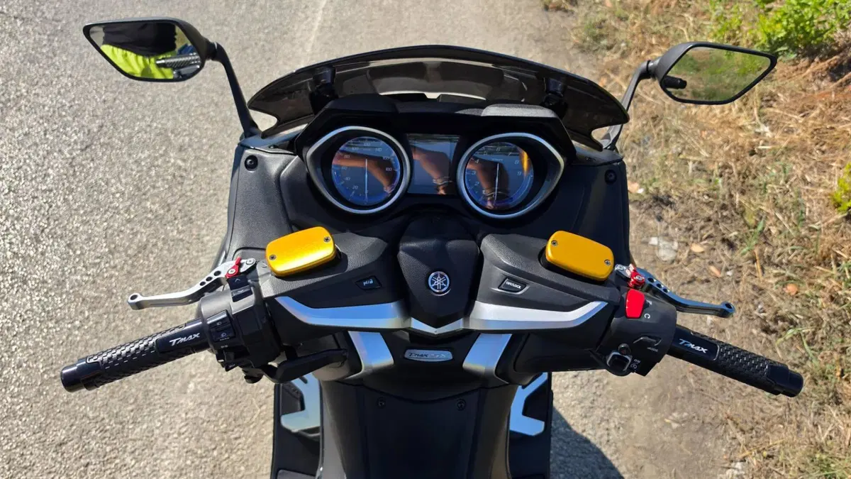 Yamaha T-Max 530 SX (2017 - 19) (10)