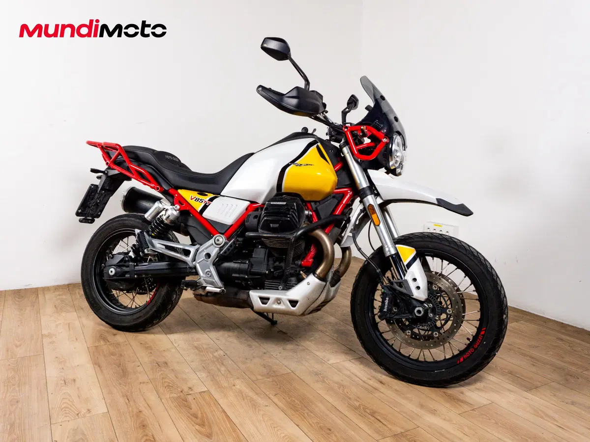 Moto Guzzi V85 TT Evocative Graphics (2019 - 20) (2)