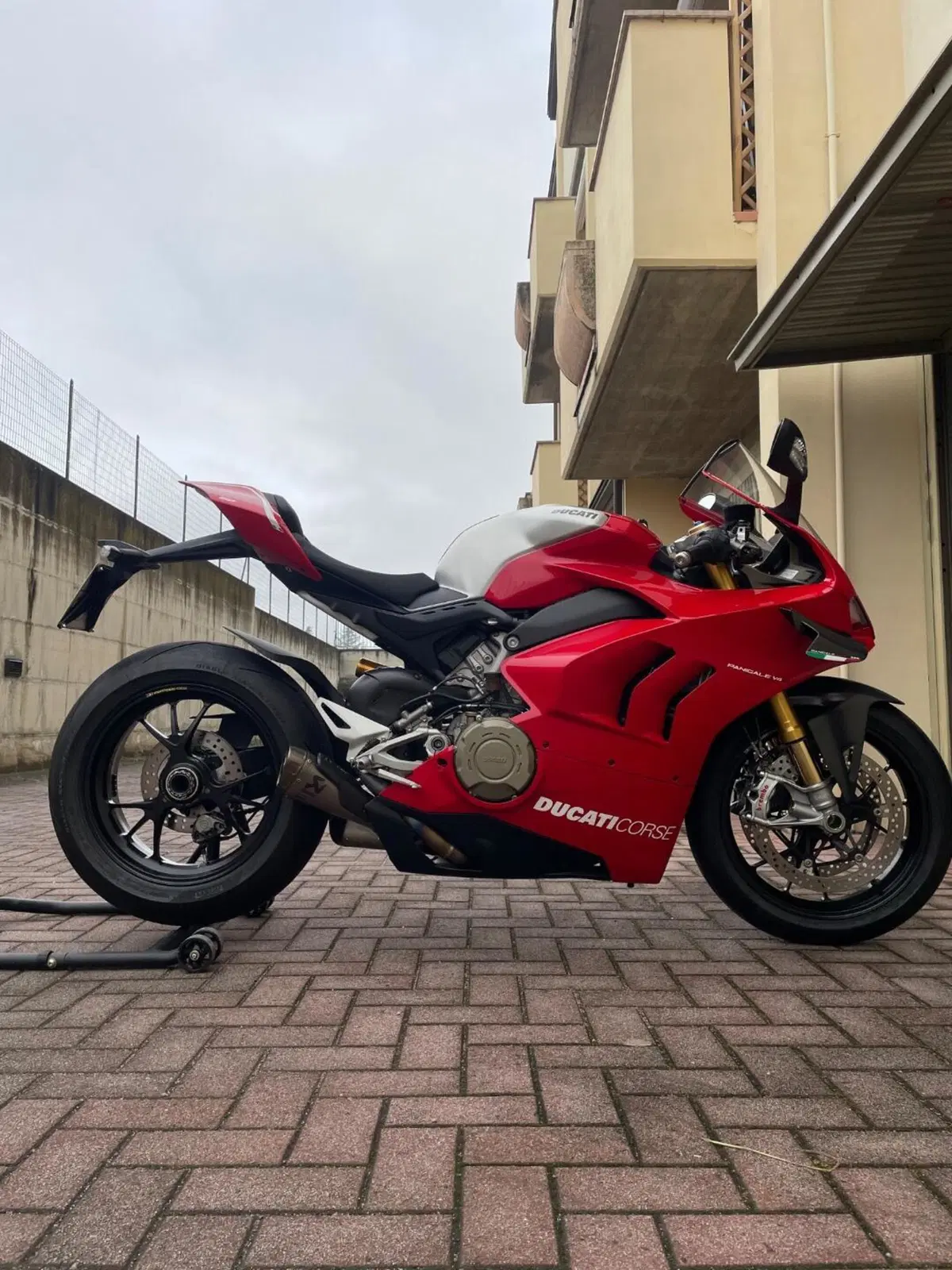 Ducati Panigale V4 R 1000 (2019 - 20) (2)