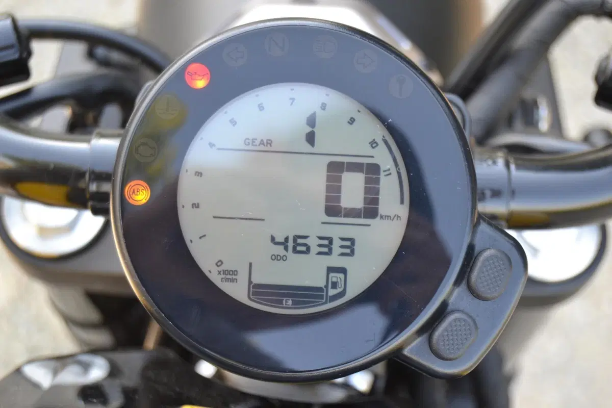 Yamaha XSR 700 ABS 60th Anniversary (2016 - 18) (5)