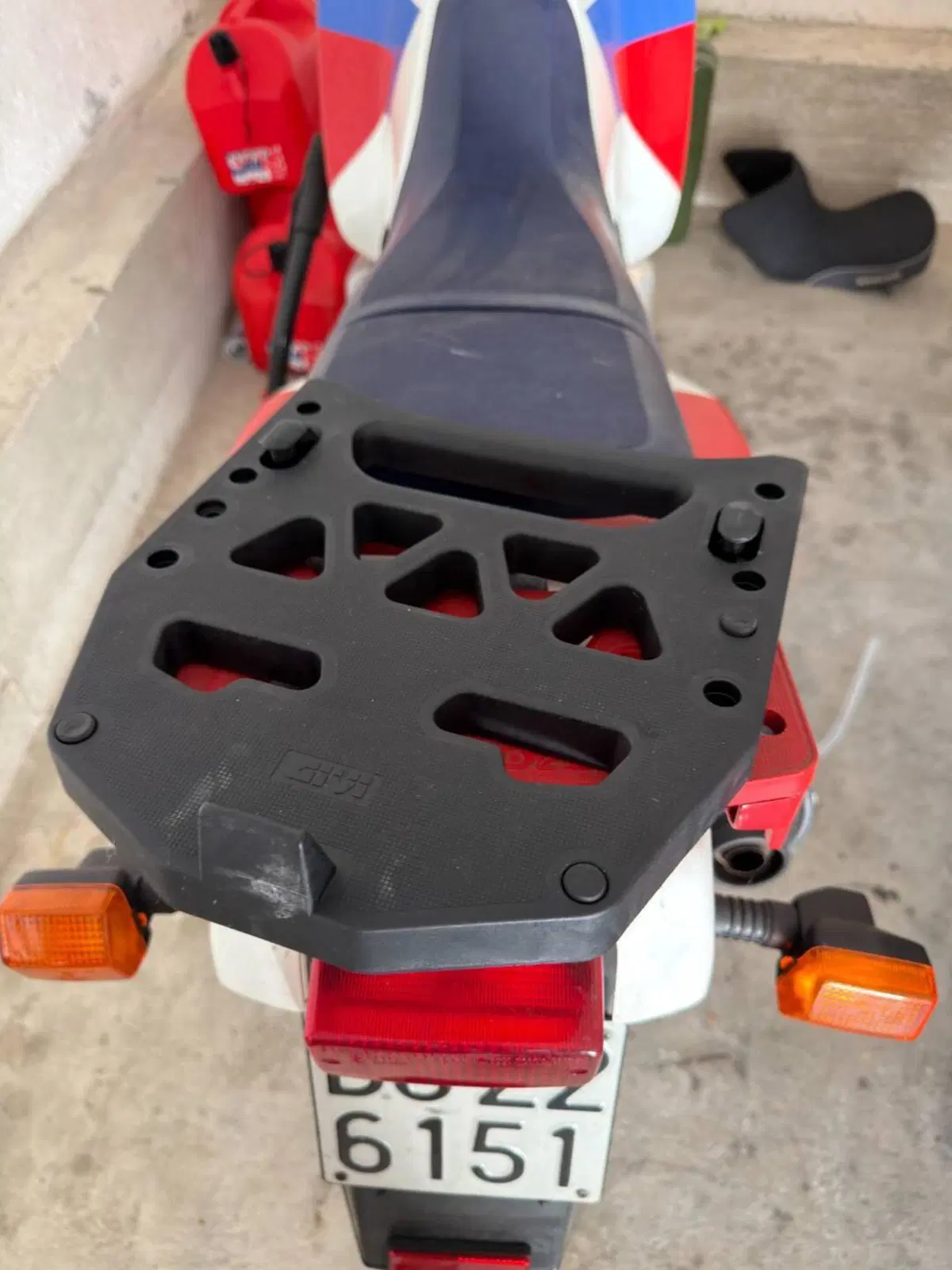Honda Africa Twin XRV750 RD04 - 1990 (8)