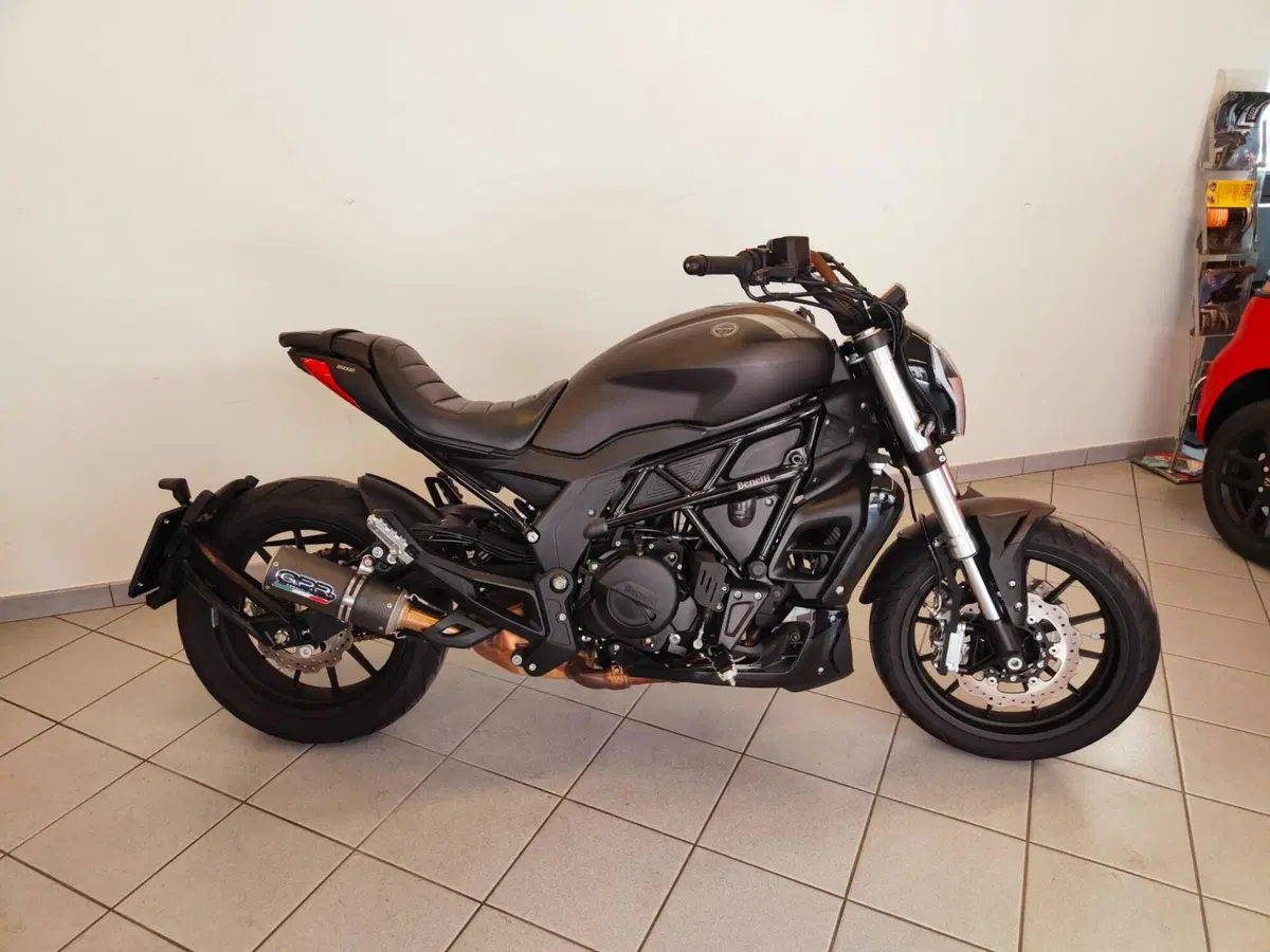 Benelli 502 C (2019 - 20) (4)