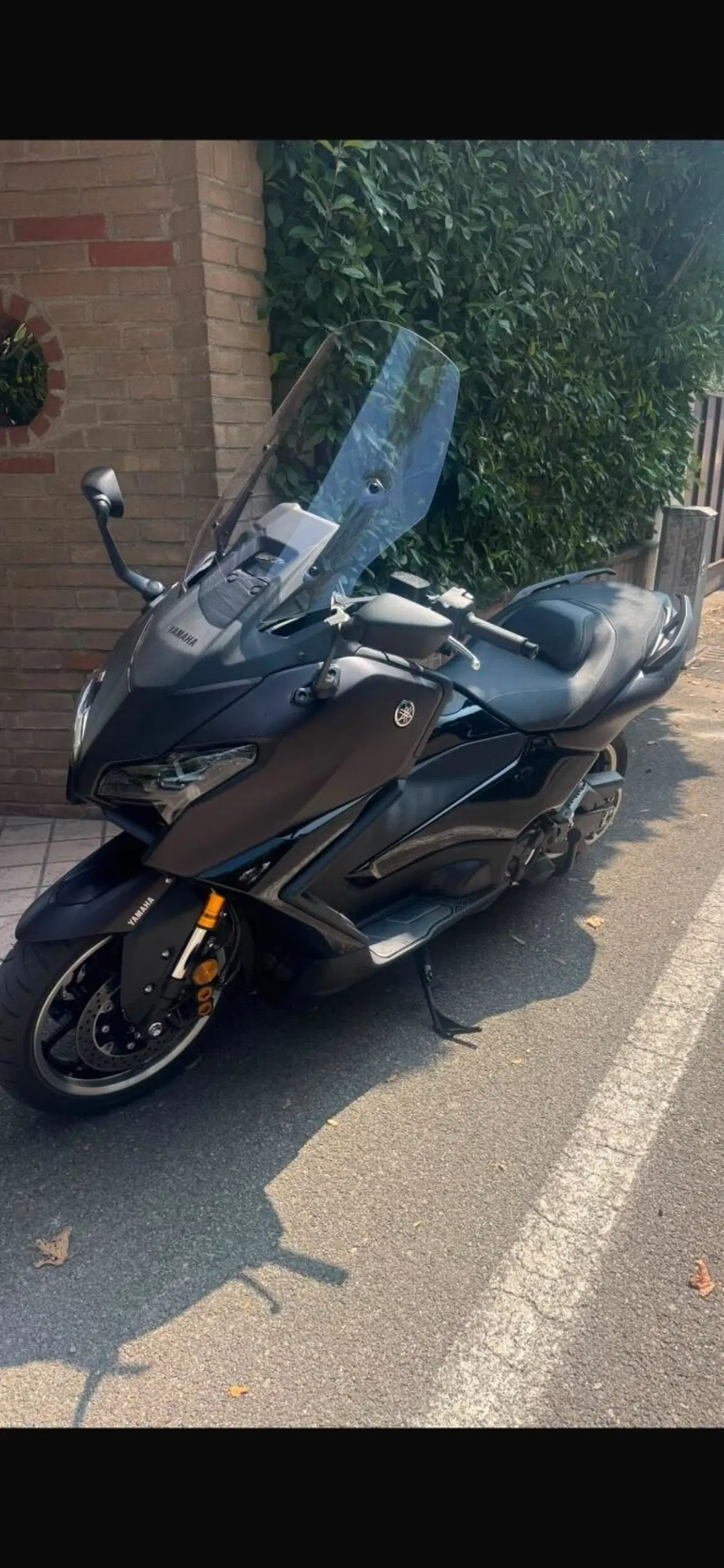 Yamaha T-Max 560 Tech Max (2025 - 26)
