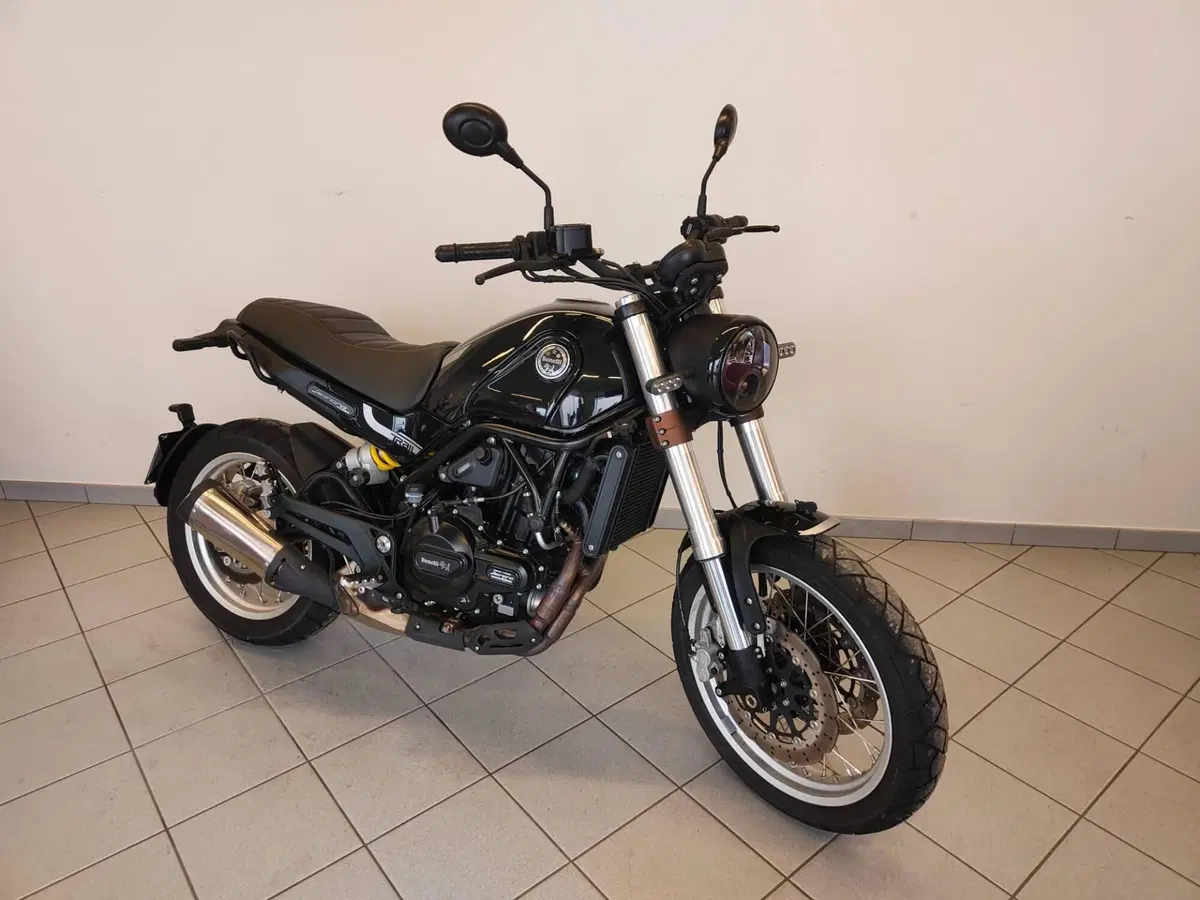 Benelli Leoncino 500 Trail (2021 - 26) (2)