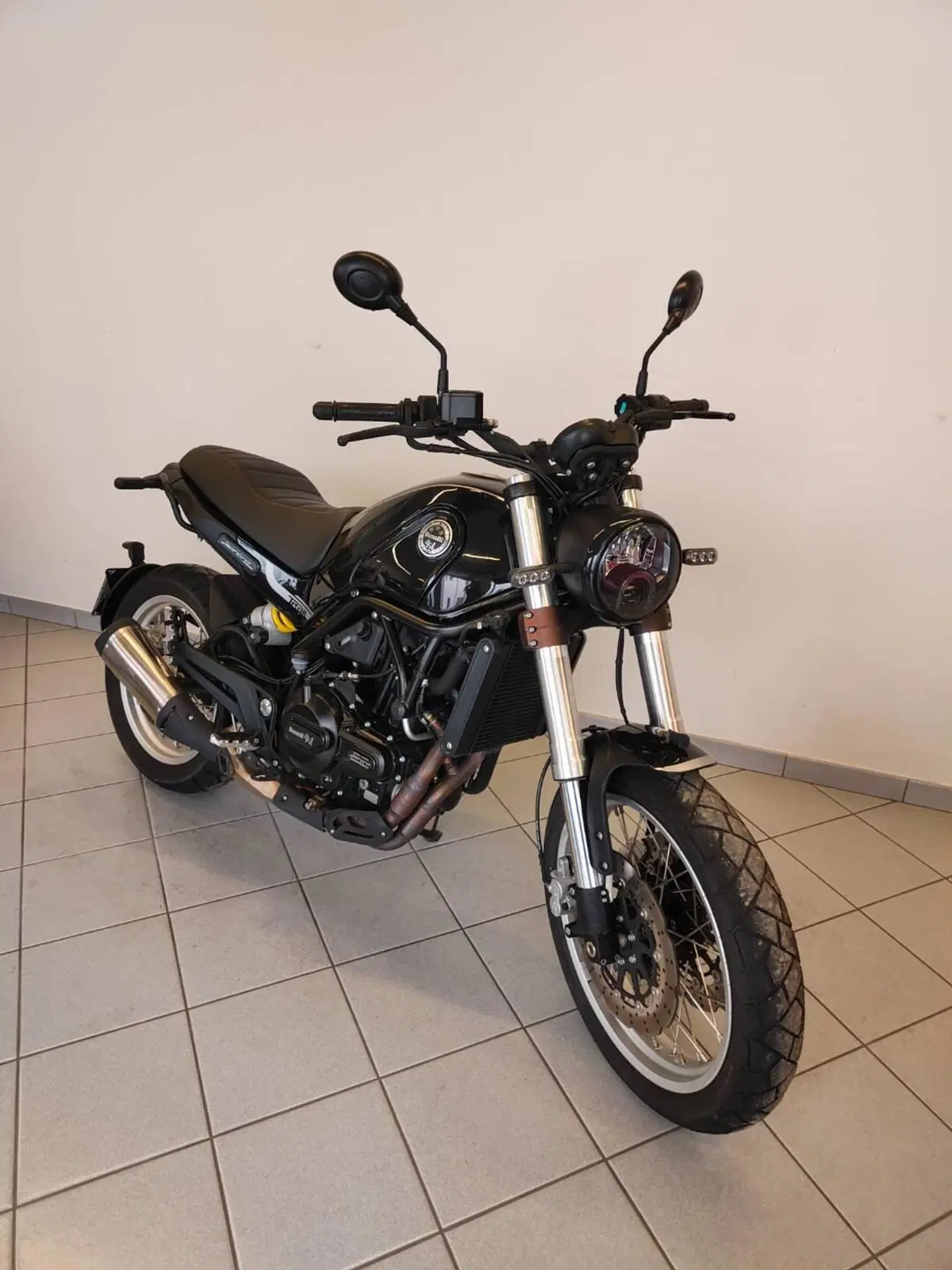 Benelli Leoncino 500 Trail (2021 - 26) (5)
