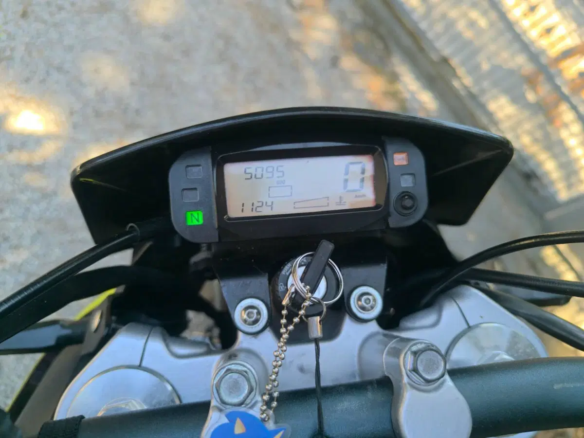 FB Mondial SMX 125 Motard (2021 - 24) (5)