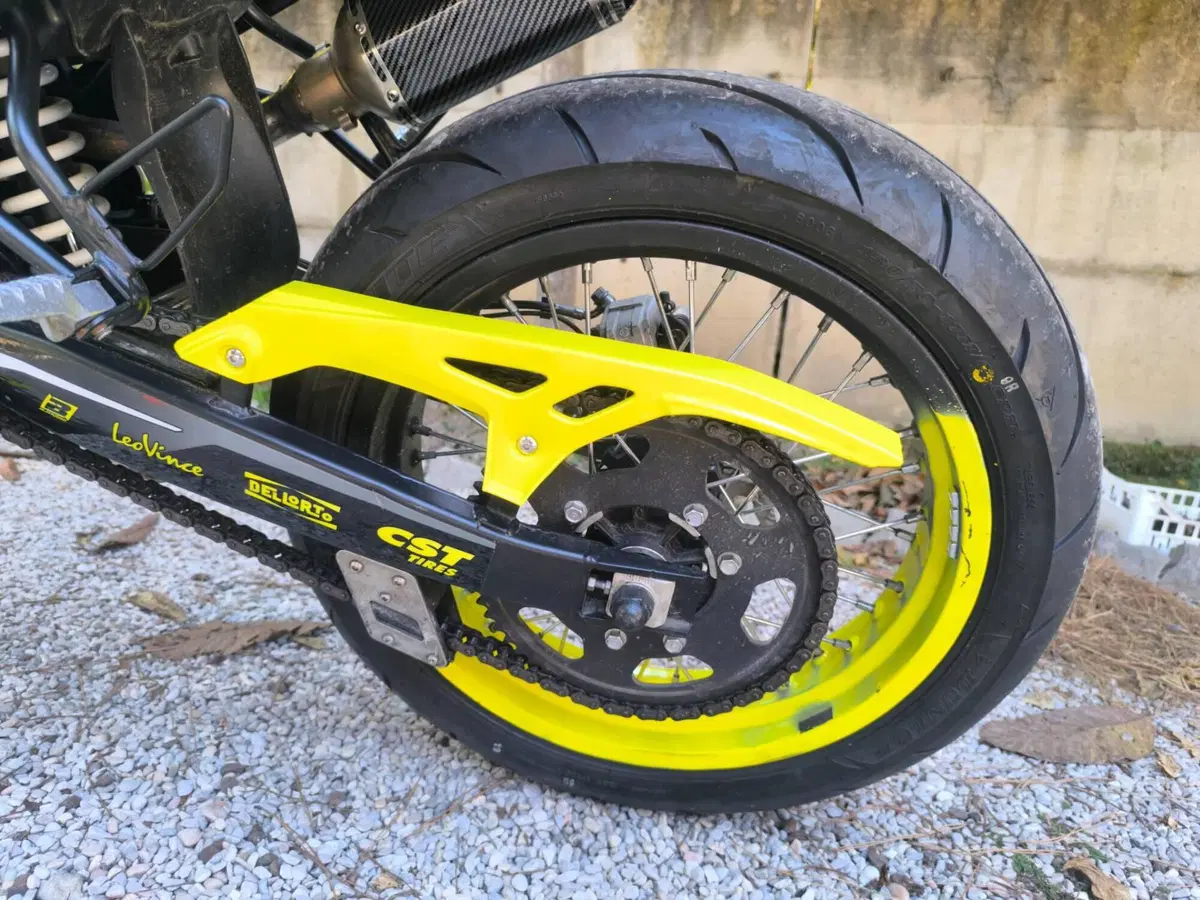 FB Mondial SMX 125 Motard (2021 - 24) (8)