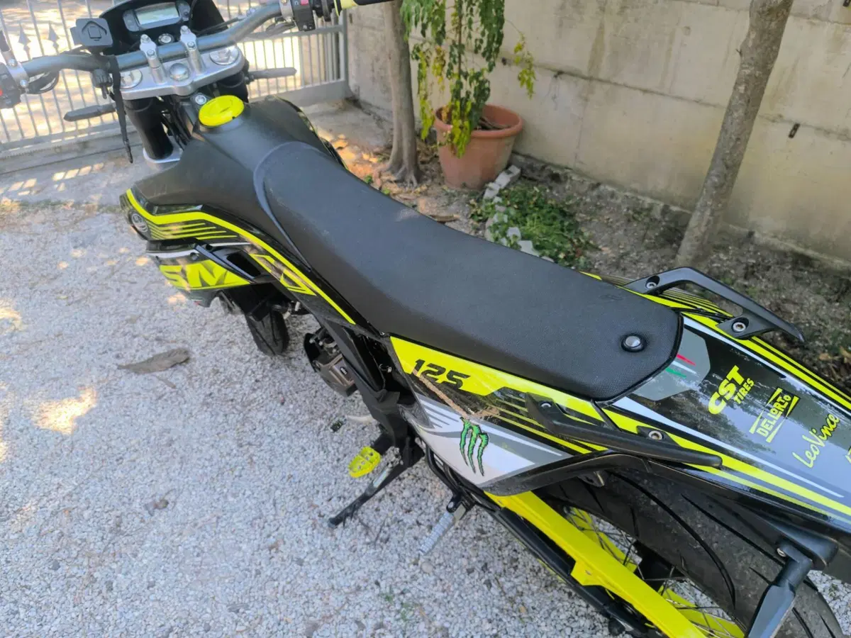 FB Mondial SMX 125 Motard (2021 - 24) (14)
