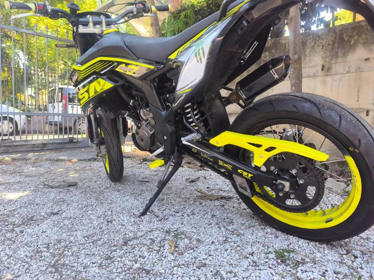 FB Mondial SMX 125 Motard (2021 - 24) (15)