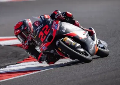 MotoGP 2026. GP del Regno Unito a Silverstone. Moto3: Vince David Almansa! Alle sue spalle Alvaro Carpe e Valentin Perrone. Podio perso sul finale per Fernandez [CLASSIFICA]