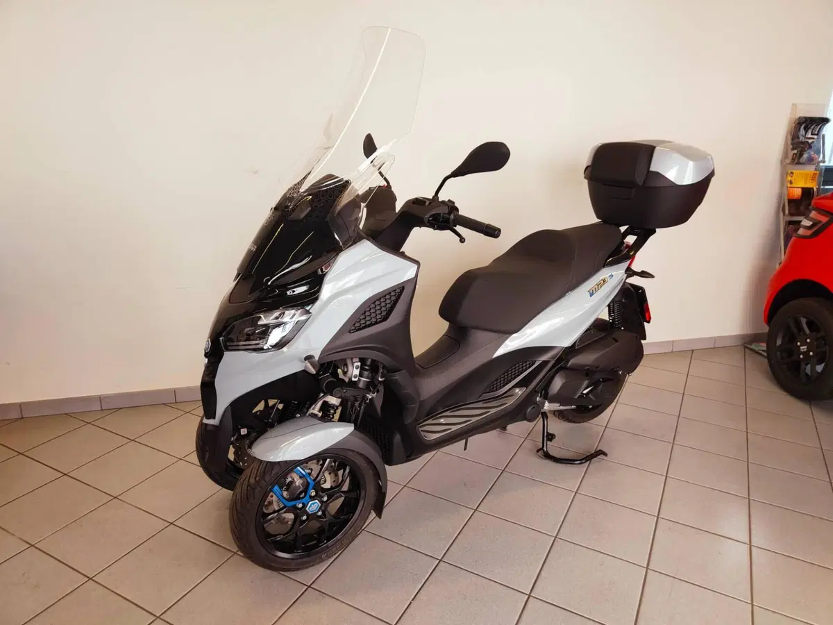 Piaggio MP3 310 Sport (2025 - 26)
