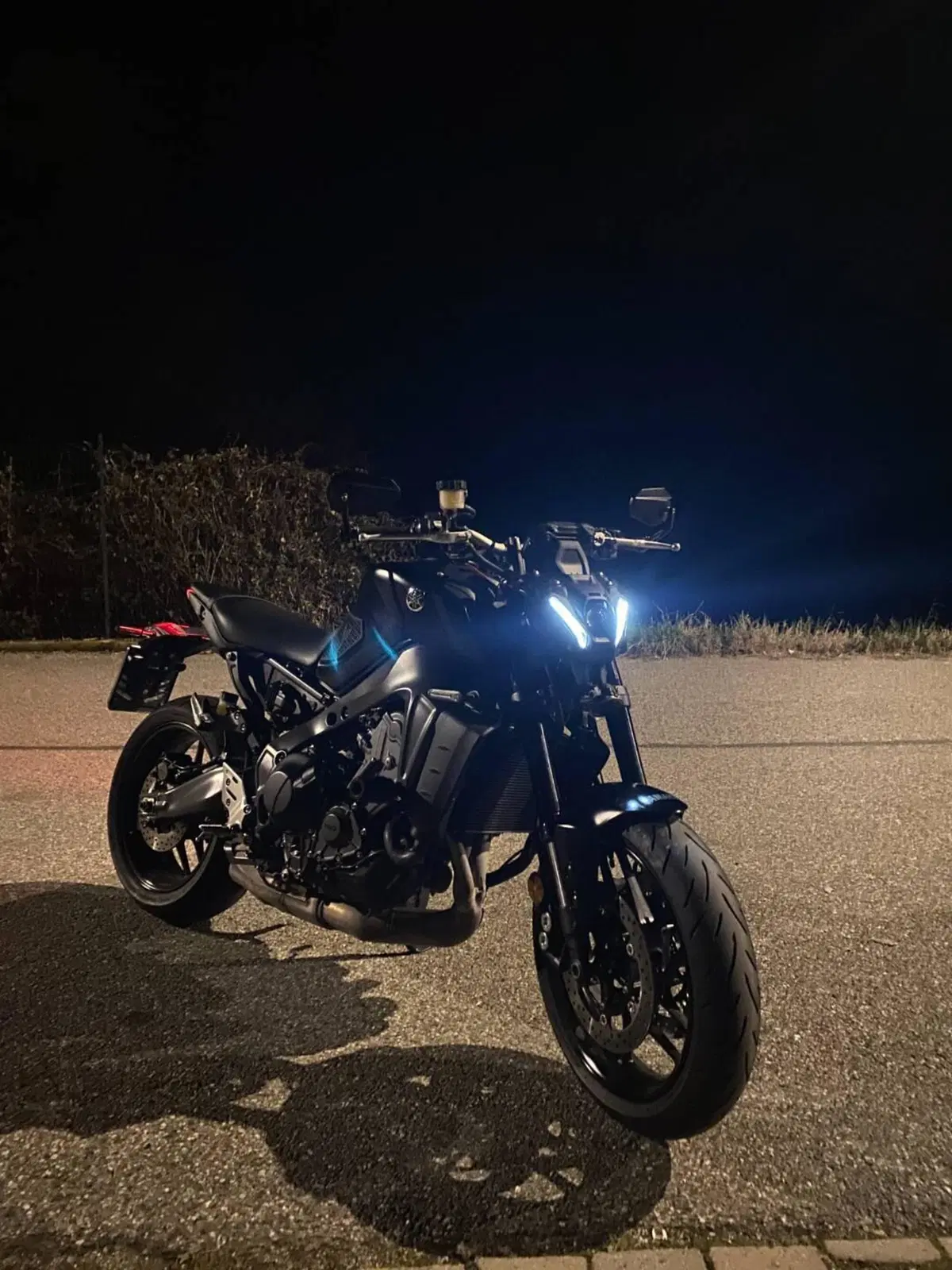 Yamaha MT-09 (2021 - 23) (4)