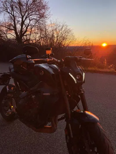 Yamaha MT-09 (2021 - 23) usata