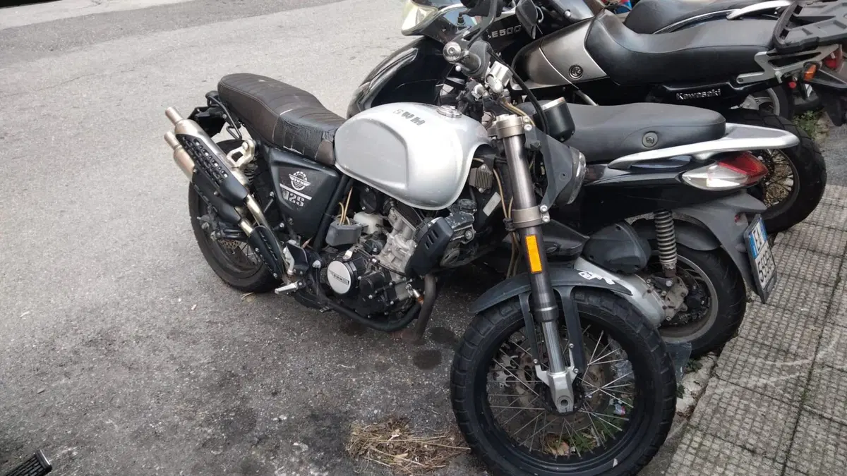 Swm Outlaw 125 (2021 - 23) (2)
