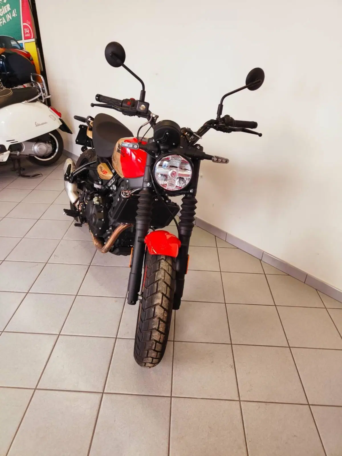 Royal Enfield Guerrilla 450 (2024 - 26) (7)