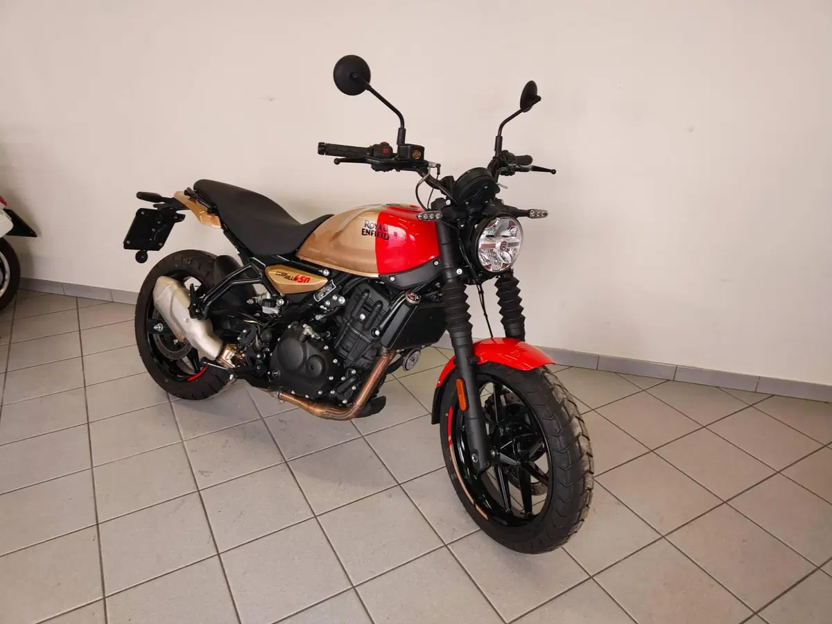 Royal Enfield Guerrilla 450 (2024 - 26) (12)