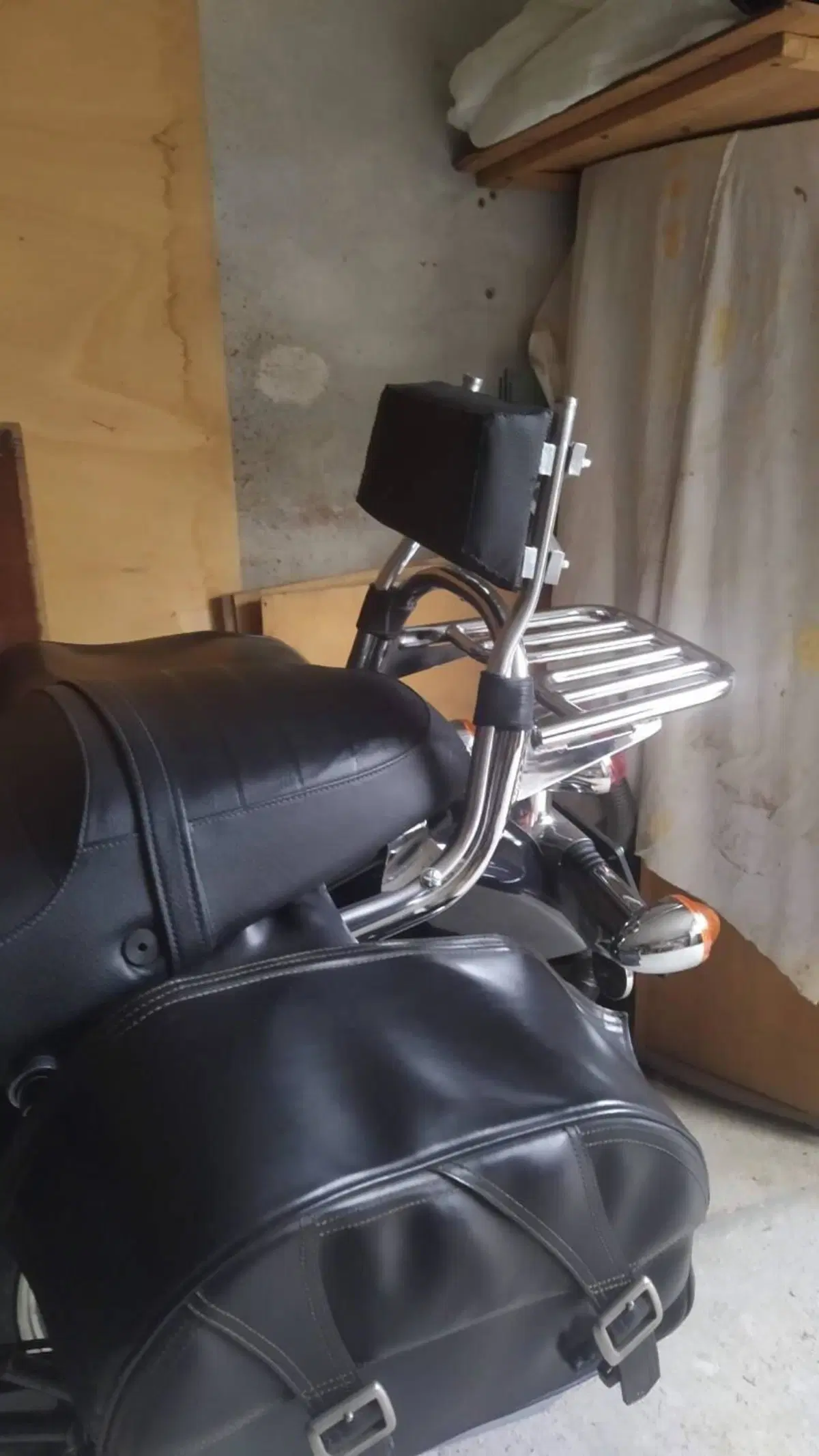 Triumph Bonneville SE (2009 - 13) (9)