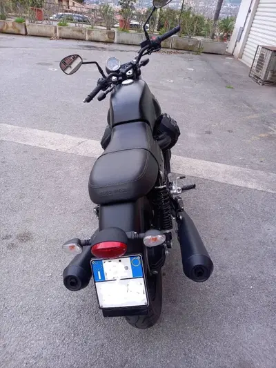 Moto Guzzi V7 III Stone (2017 - 20) usata