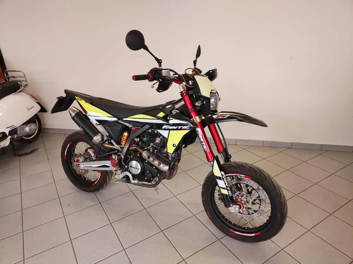 Fantic Motor XMF 125 Motard Competition 4t (2021 - 22)