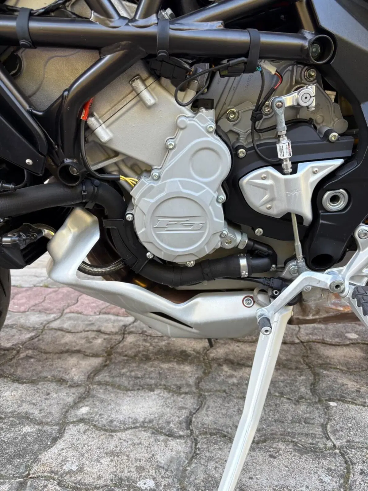 MV Agusta Rivale 800 EAS ABS (2013 -17) (8)