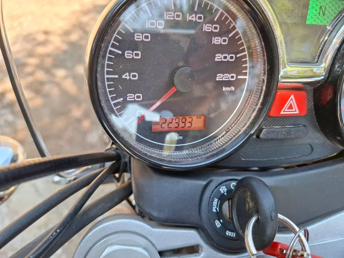 Moto Guzzi Nevada 750 Classic i.e. (2004 - 06) (4)