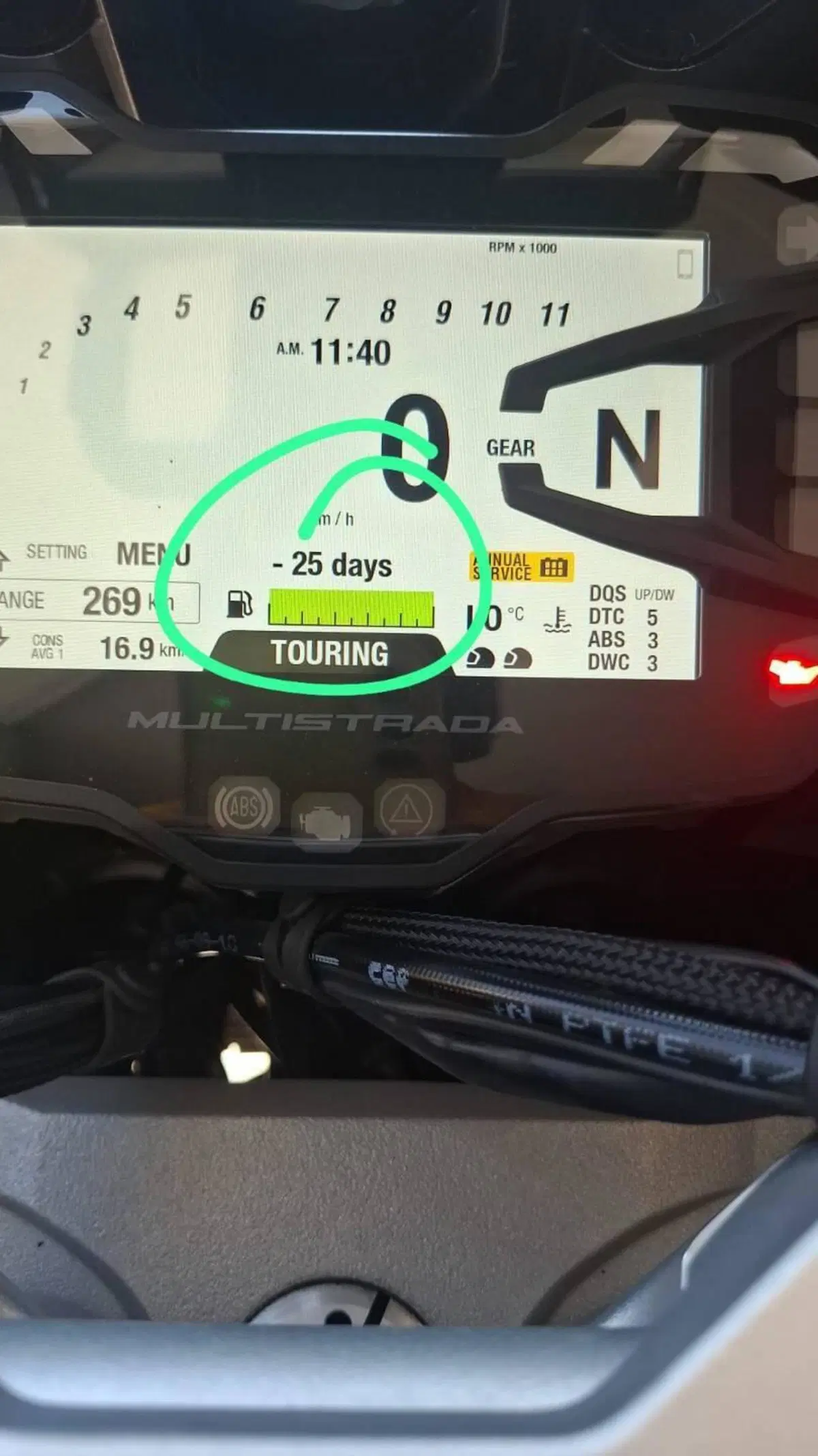 Moto Guzzi Stelvio (2024 - 26) (4)