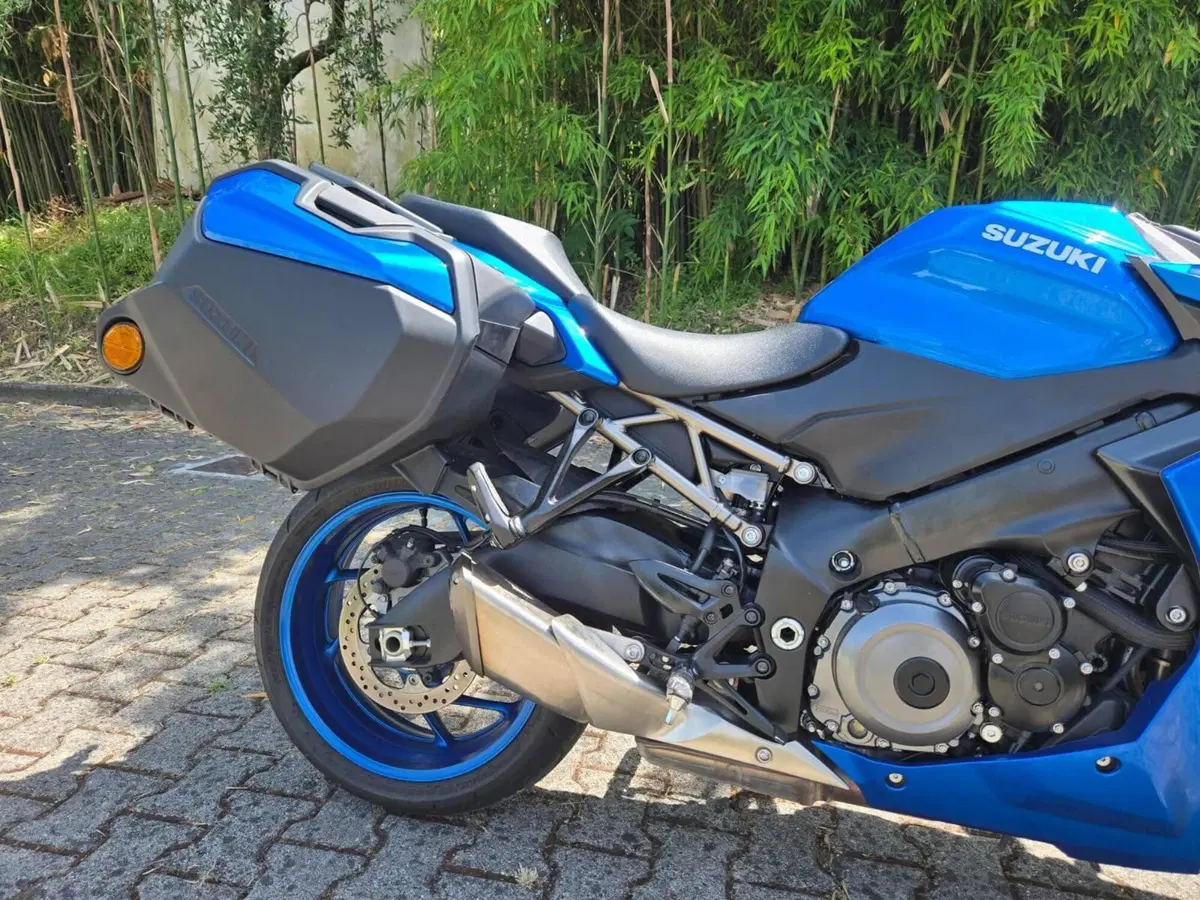 Suzuki GSX-S1000GT (2022 - 24) (8)