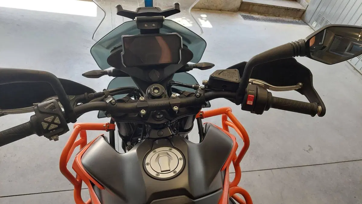 KTM 890 Adventure (2021) (5)