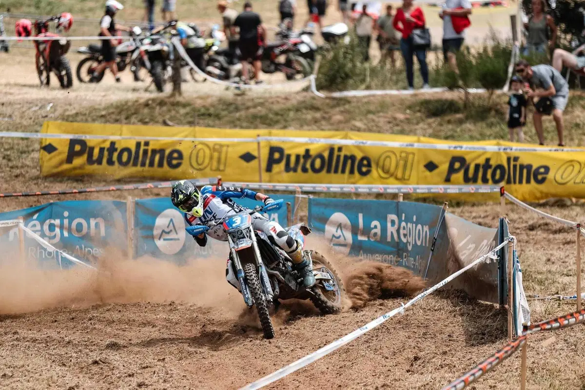 EnduroGP26 #13 Galles. D2. Andrea Verona c’è! E con lui Alberto Elgari (il Calcio italiano dovrebbe imparare dall’Enduro!) [VIDEO] (17)