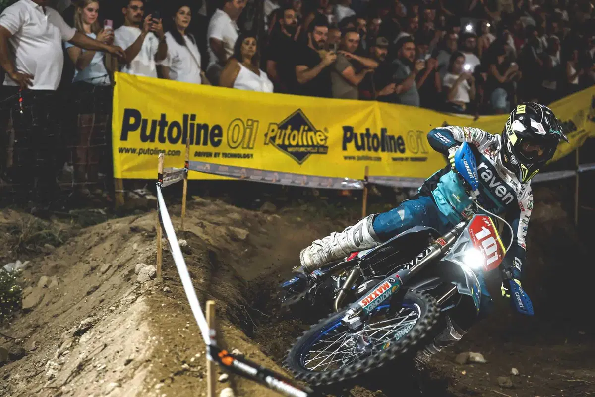 EnduroGP26 #13 Galles. D2. Andrea Verona c’è! E con lui Alberto Elgari (il Calcio italiano dovrebbe imparare dall’Enduro!) [VIDEO] (19)