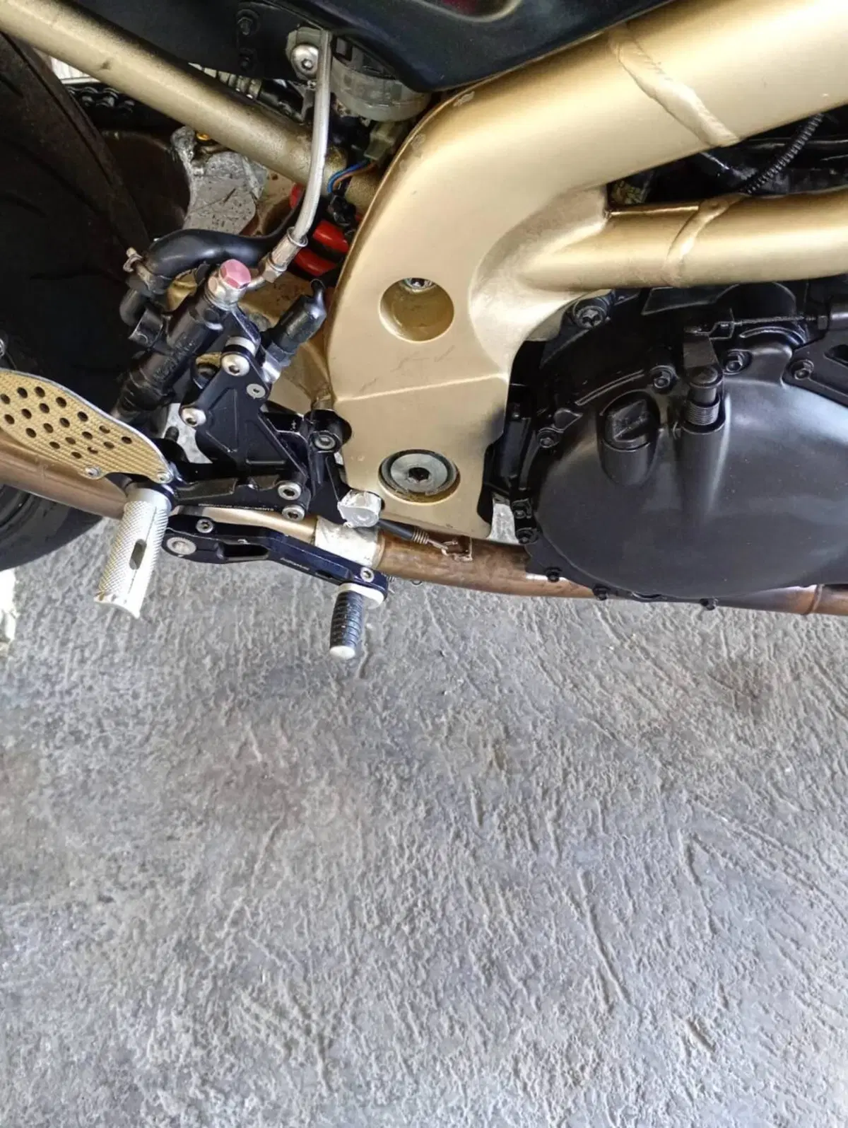 Triumph Speed Triple 955 (1998 - 01) (4)