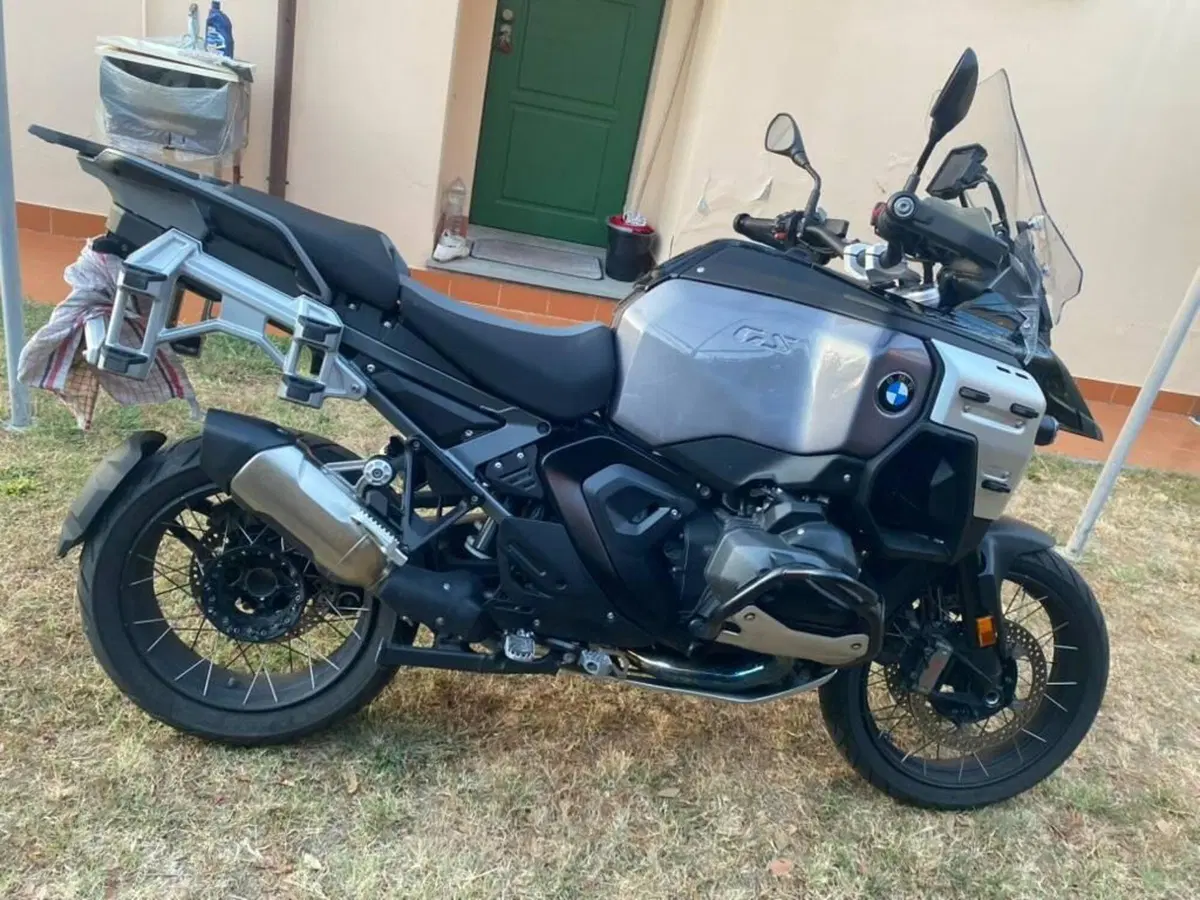Bmw R 1300 GS Adventure Triple Black (2025 - 26) (3)