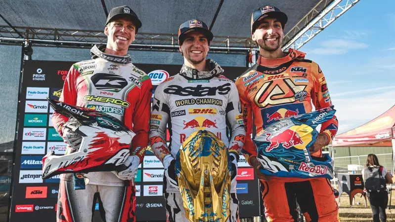 EnduroGP26 #13 Galles. D2. Campioni del Mondo. Andrea Verona c&rsquo;&egrave;! E con lui Alberto Elgari (il Calcio italiano dovrebbe imparare dall&rsquo;Enduro!) [VIDEO]