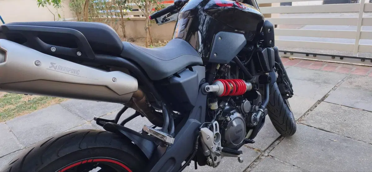Yamaha MT-03 (2006 - 14) (9)