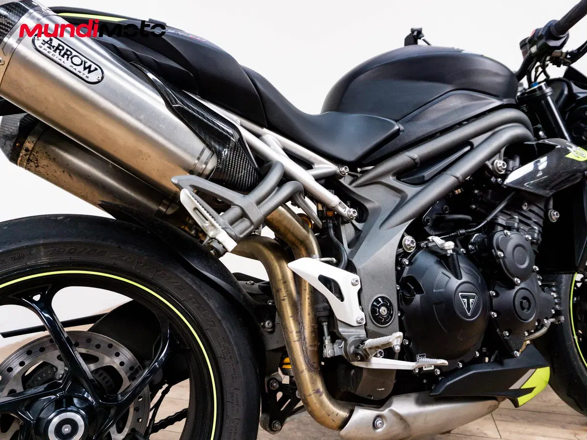 Triumph Speed Triple 1050 RS (2018 - 20) (4)