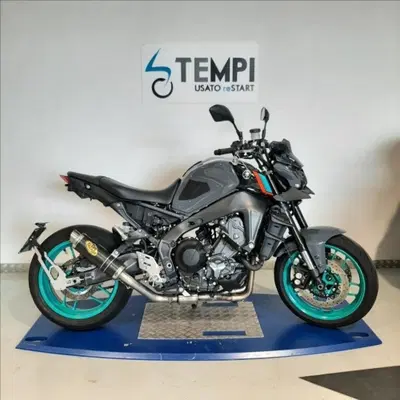 Yamaha MT-09 (2021 - 23) usata