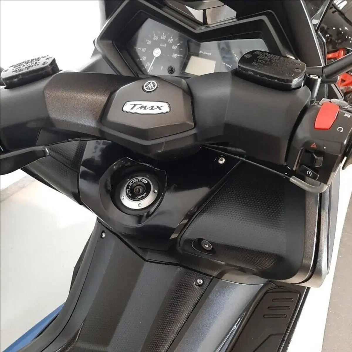 Yamaha T-Max 530 ABS (2012 - 14) (9)