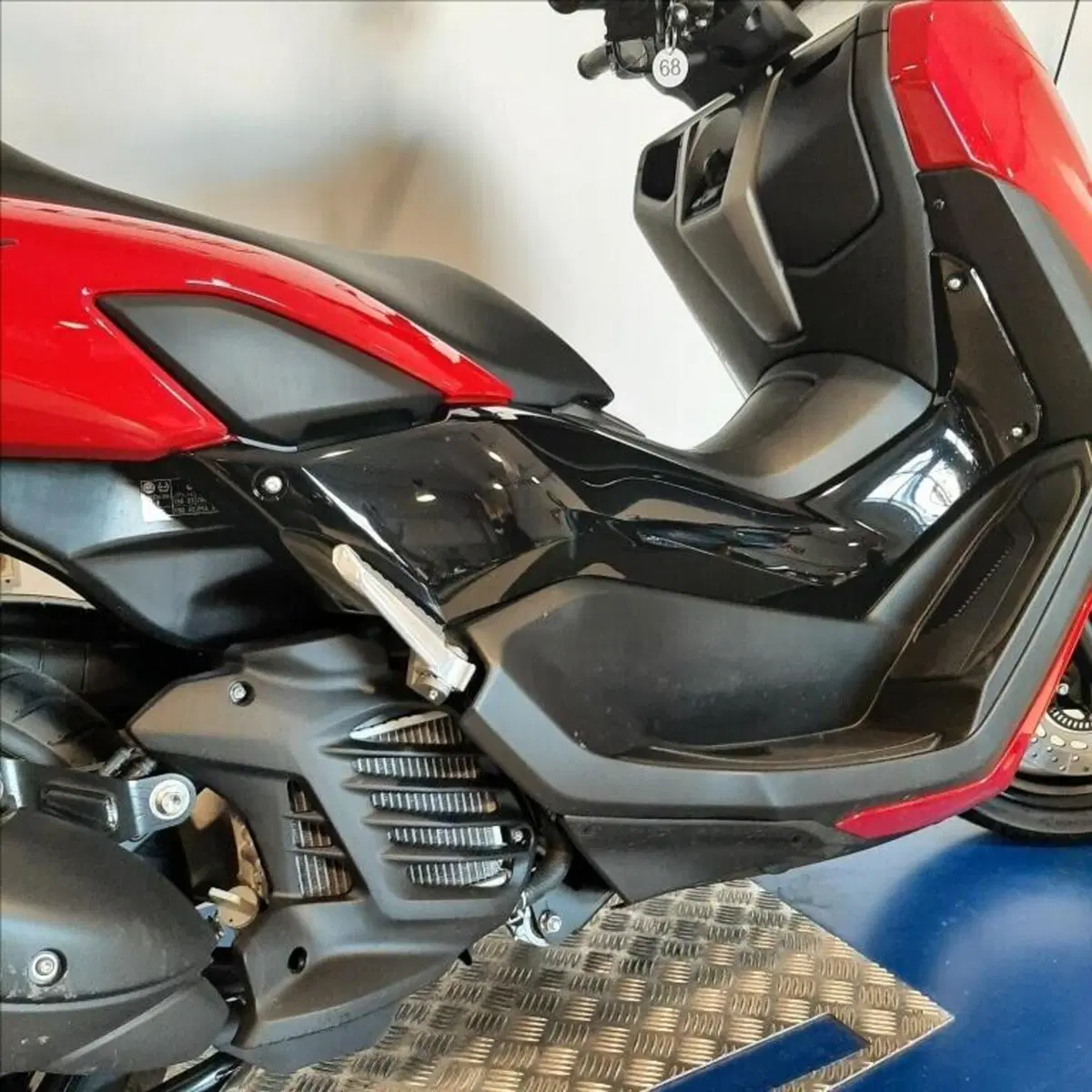 Yamaha N-Max 125 (2021 - 24) (9)