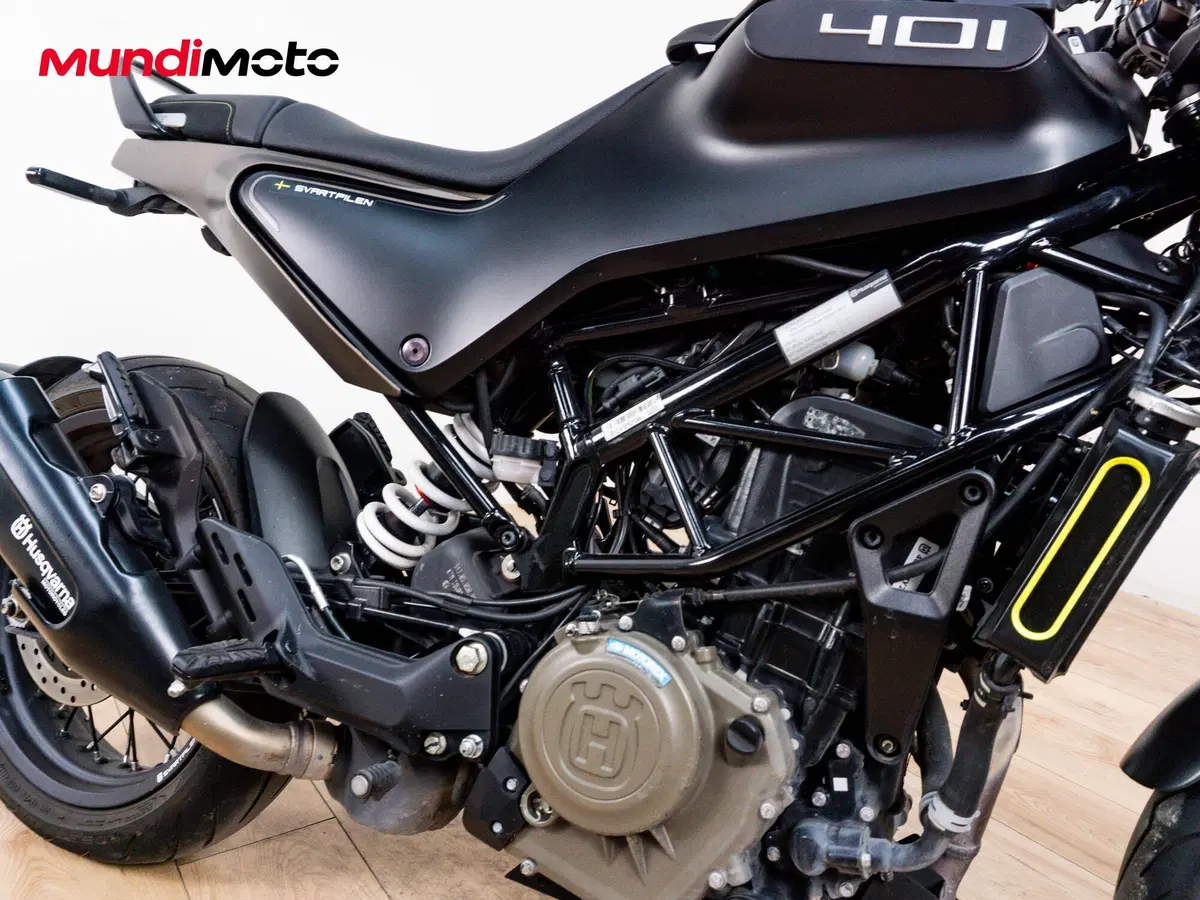 Husqvarna Svartpilen 401 (2020) (5)